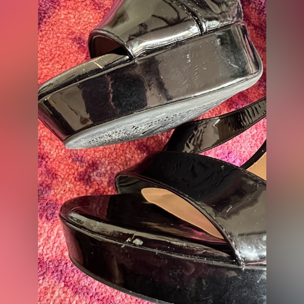 Gianni Bini Black Patent Leather looking Strappy Heels - Picture 7 of 7